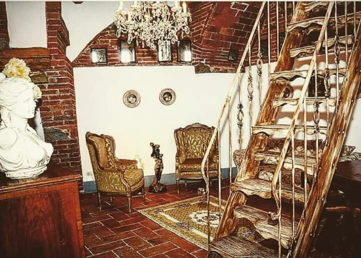 B&B Castello La Pia Dama Residence Guazzino Екстериор снимка
